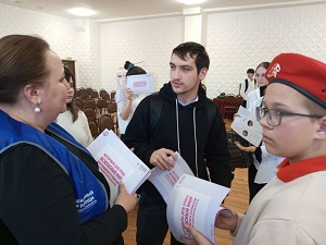 В Карачаево-Черкесии проходят встречи со школьниками по профилактике экстремизма
