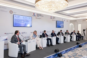 Бурная дискуссия развернулась на стратегической сессии о повышении инвестиционной привлекательности регионов Северного Кавказа на КИФ-2024